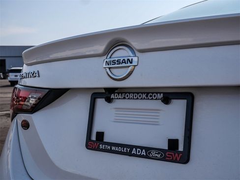 Used 2021 Nissan Sentra SR image 11