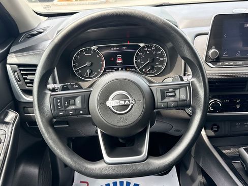 Used 2024 Nissan Rogue S AWD/4WD image 16