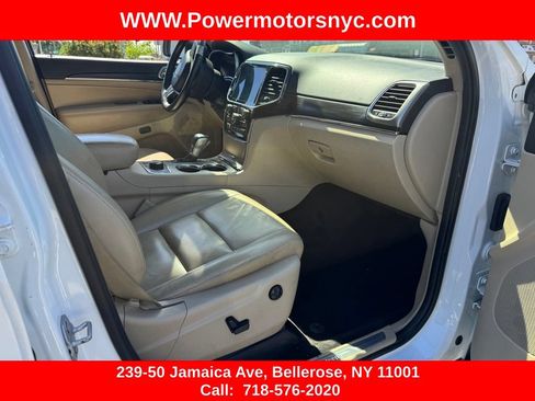 Used 2019 Jeep Grand Cherokee Limited AWD/4WD image 27
