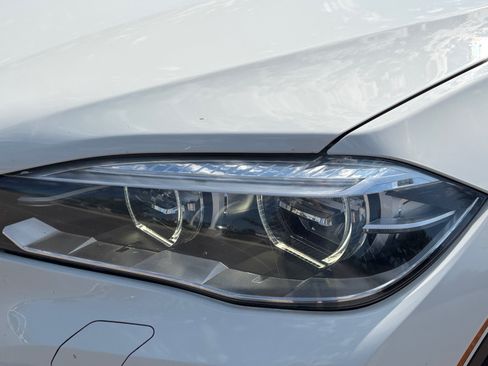 Used 2015 BMW X6 xDrive50i AWD/4WD image 10