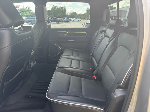 Used 2025 RAM 1500 Laramie w/ Sport Appearance Package AWD/4WD image 10