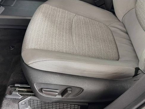 Used 2024 Toyota Sienna LE w/ LE Plus Package AWD/4WD image 24