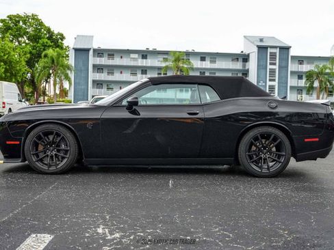 Used 2023 Dodge Challenger SRT Hellcat RWD image 22