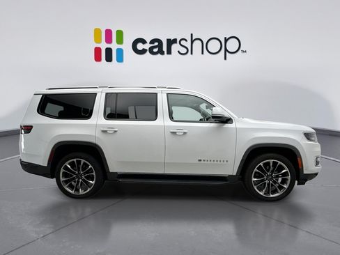 Used 2022 Jeep Wagoneer Series II w/ Premium Group I AWD/4WD image 6
