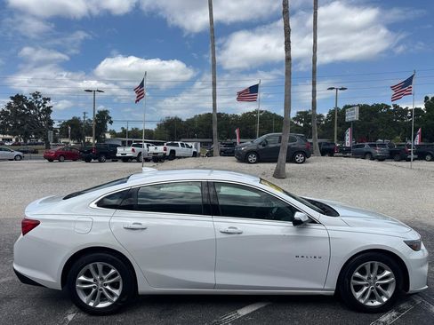 Used 2018 Chevrolet Malibu LT FWD image 8