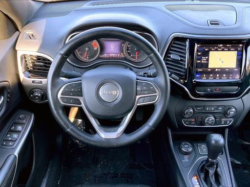 Used 2019 Jeep Cherokee High Altitude image 5