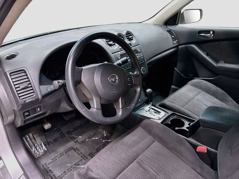 Used 2011 Nissan Altima 2.5 S FWD image 11