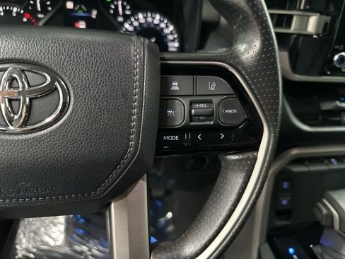 Used 2024 Toyota Tundra SR5 w/ SR5 Convenience Package AWD/4WD image 18