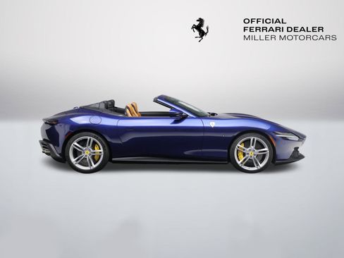 Certified 2025 Ferrari Roma Spider image 10