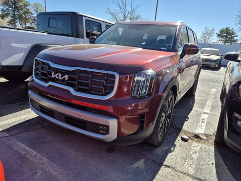 Used 2024 Kia Telluride SX Prestige image 1