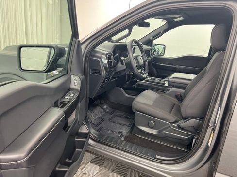 Used 2025 Ford F150 STX image 11