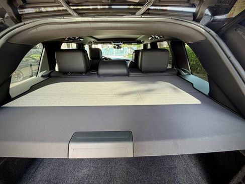 Used 2019 Land Rover Range Rover Supercharged image 11