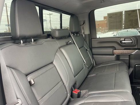 Used 2023 GMC Sierra 3500 Denali image 12
