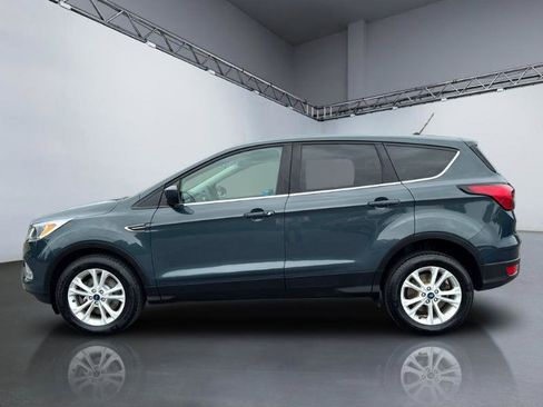 Used 2019 Ford Escape SE AWD/4WD image 2