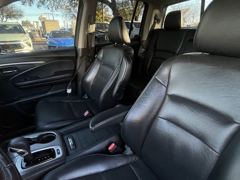 Used 2019 Honda Ridgeline RTL image 21