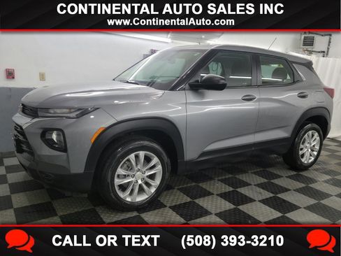 Used 2023 Chevrolet TrailBlazer LS image 1