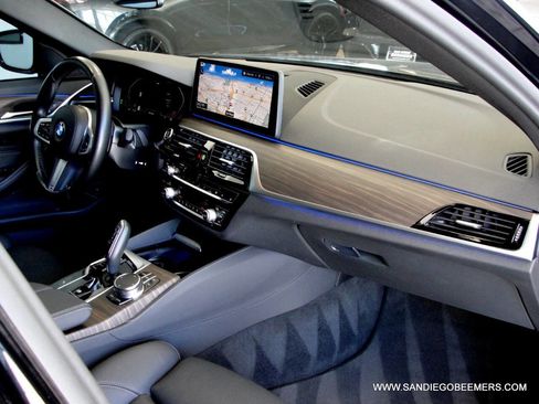 Used 2023 BMW 540i 540i M SPORT PRO+SHADOWLINE PK w/ M Sport Package image 37