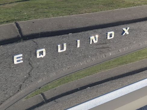 New 2026 Chevrolet Equinox LT w/ LPO, Floor Liner Package image 33