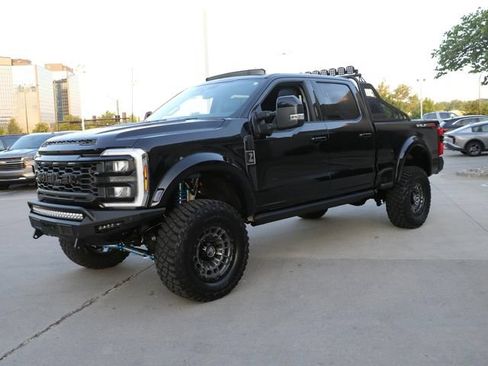 New 2026 Ford F250 Lariat w/ Black Appearance Package AWD/4WD image 4