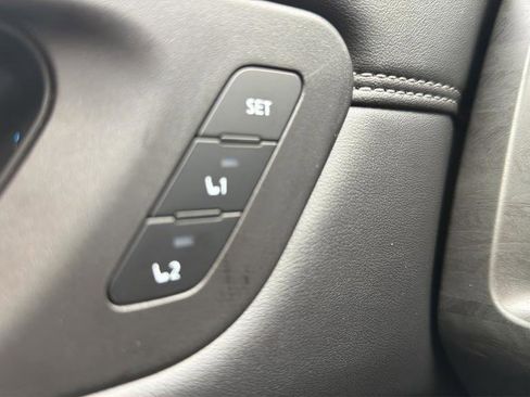 New 2026 Nissan Pathfinder Platinum AWD/4WD image 23