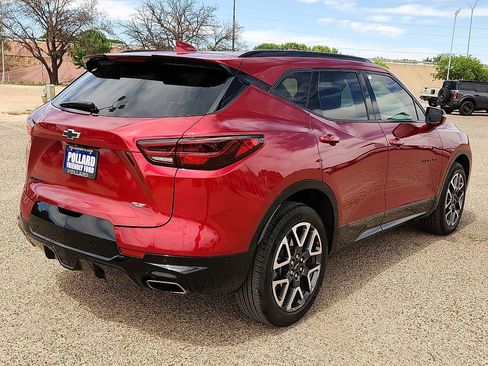 Used 2024 Chevrolet Blazer RS w/ Enhanced Convenience Package image 3