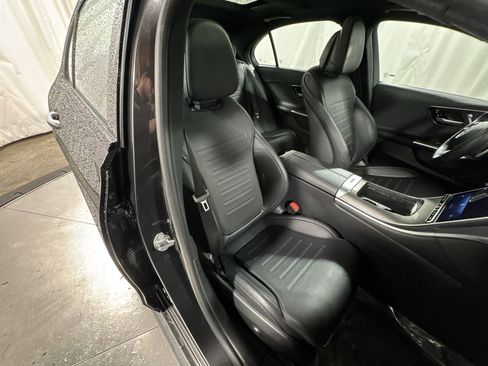 Used 2022 Mercedes-Benz C 300 4MATIC Sedan image 33