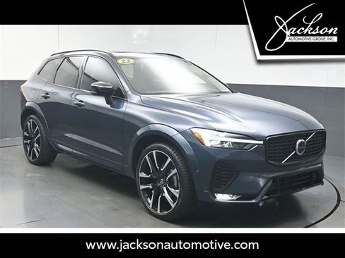 Certified 2023 Volvo XC60 B5 Ultimate FWD image 1