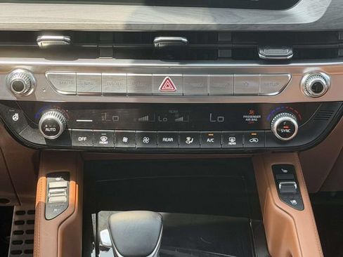 Used 2024 Kia Telluride SX Prestige X-Line AWD/4WD image 22