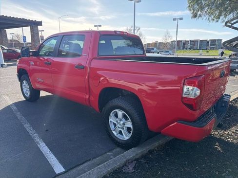 Used 2016 Toyota Tundra SR5 w/ SR5 Upgrade Package image 8
