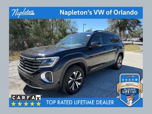 Used 2024 Volkswagen Atlas SE image 1