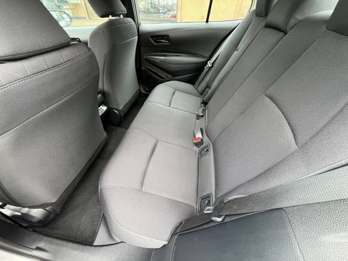 Used 2025 Toyota Corolla LE FWD image 21