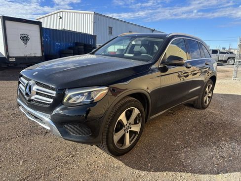 Used 2019 Mercedes-Benz GLC 300 image 3