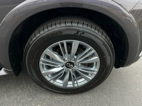 Used 2024 INFINITI QX80 Luxe image 41