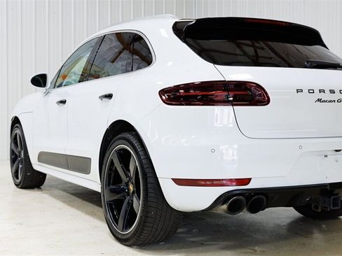 Used 2018 Porsche Macan GTS AWD/4WD image 22