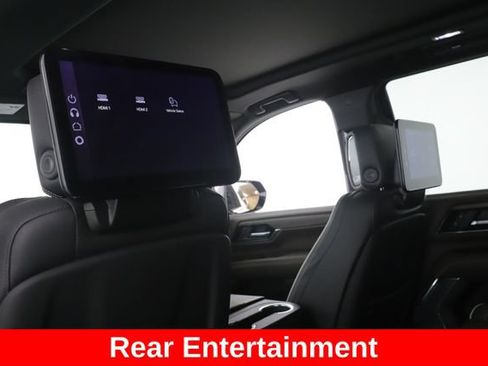 Used 2025 GMC Yukon Denali Ultimate w/ LPO, Floor Liner Package AWD/4WD image 31