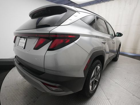 Used 2025 Hyundai Tucson SEL AWD/4WD image 13