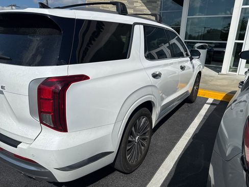 Used 2024 Hyundai Palisade Calligraphy FWD image 7