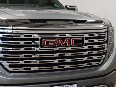 Used 2024 GMC Sierra 1500 Denali w/ Technology Package image 11