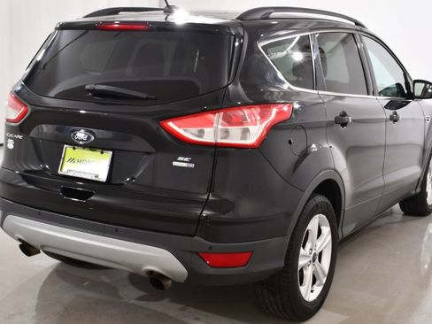 Used 2016 Ford Escape SE w/ Equipment Group 201A AWD/4WD image 12