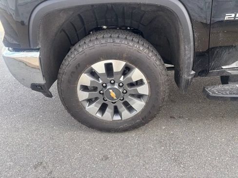 New 2026 Chevrolet Silverado 2500 LT w/ Safety Package AWD/4WD image 10