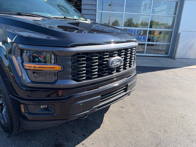 Used 2025 Ford F150 STX w/ Equipment Group 200A AWD/4WD image 5