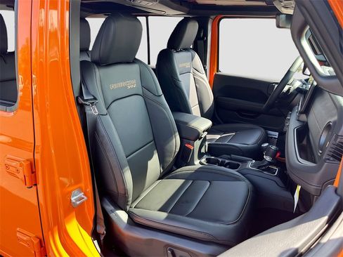 New 2025 Jeep Wrangler Unlimited Rubicon 392 image 38