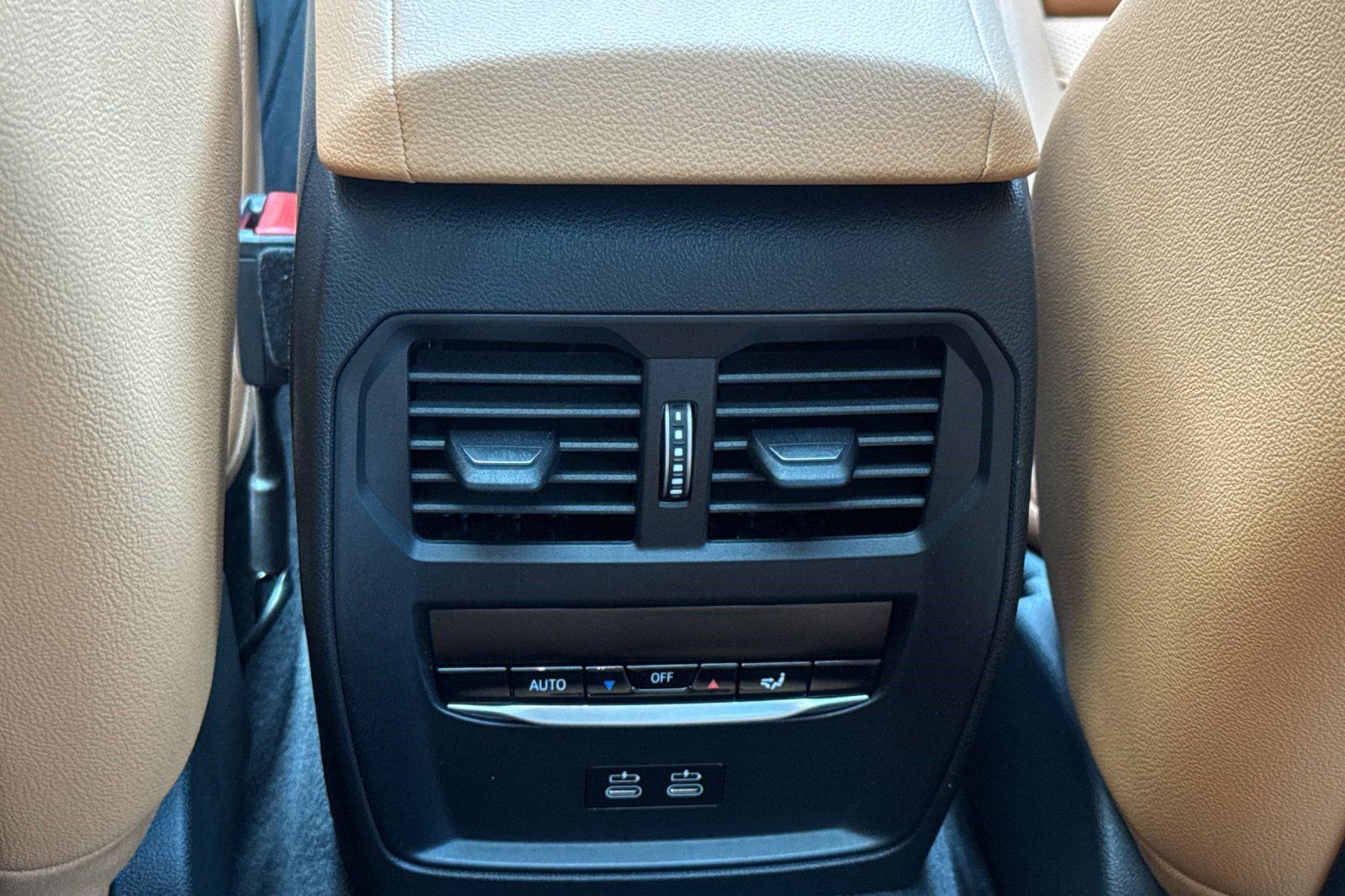 Certified 2023 BMW i4 eDrive40 w/ Premium Package RWD image 16
