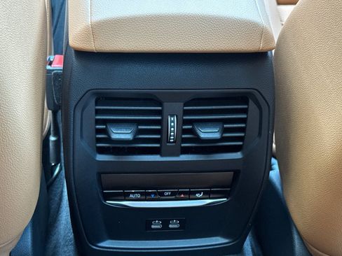 Used 2023 BMW i4 eDrive40 w/ Premium Package RWD image 16