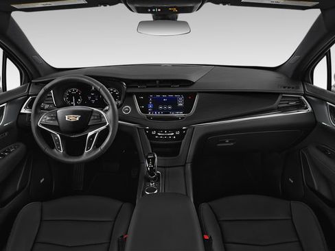 Used 2024 Cadillac XT5 Premium Luxury w/ Technology Package AWD/4WD image 3