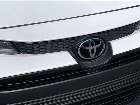 Used 2024 Toyota Corolla LE FWD image 31