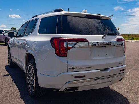 Used 2022 GMC Acadia Denali w/ Denali Ultimate Package AWD/4WD image 3