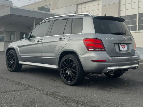 Used 2015 Mercedes-Benz GLK 350 4MATIC image 5