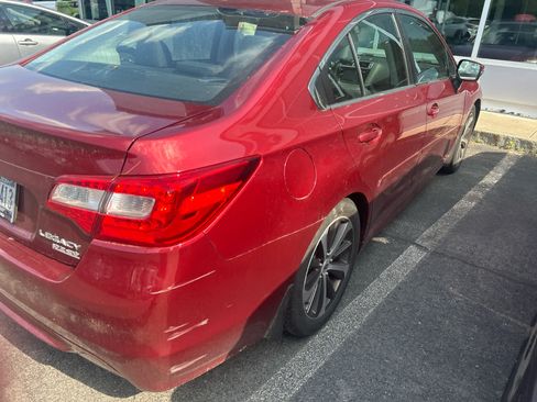 Used 2015 Subaru Legacy 2.5i Limited AWD/4WD image 4
