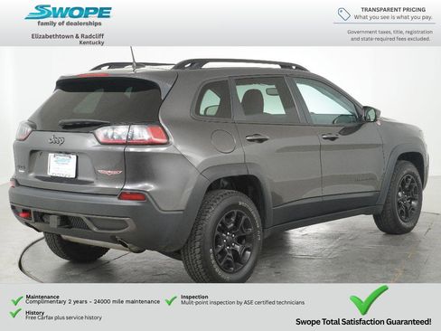 Used 2022 Jeep Cherokee Trailhawk w/ Technology Group B AWD/4WD image 3